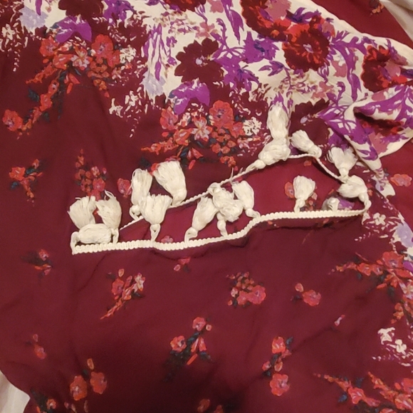 Sale! 🌺 Free People Floral Red, Ruby, Pink Floral Tassel Kimono, One Size - Picture 12 of 14
